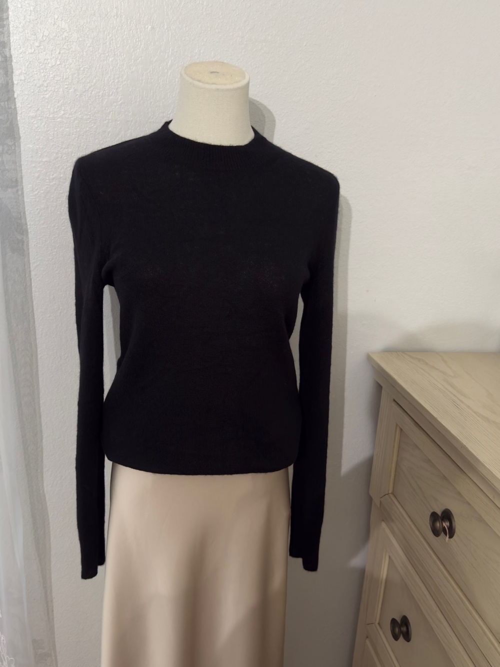 41 Hawthorn Black Long Sleeve Crewneck Top